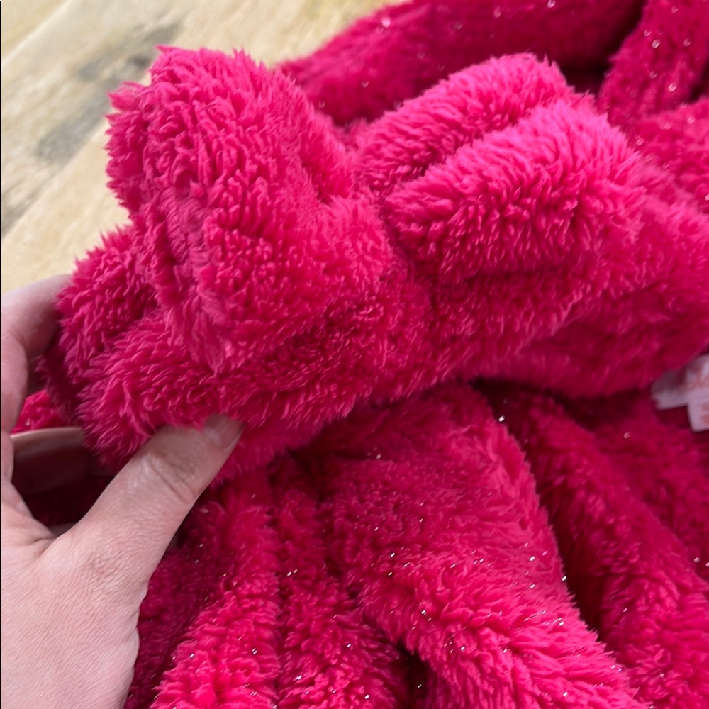 Cozy Pink Hooded Robe - Picture 2 of 3
